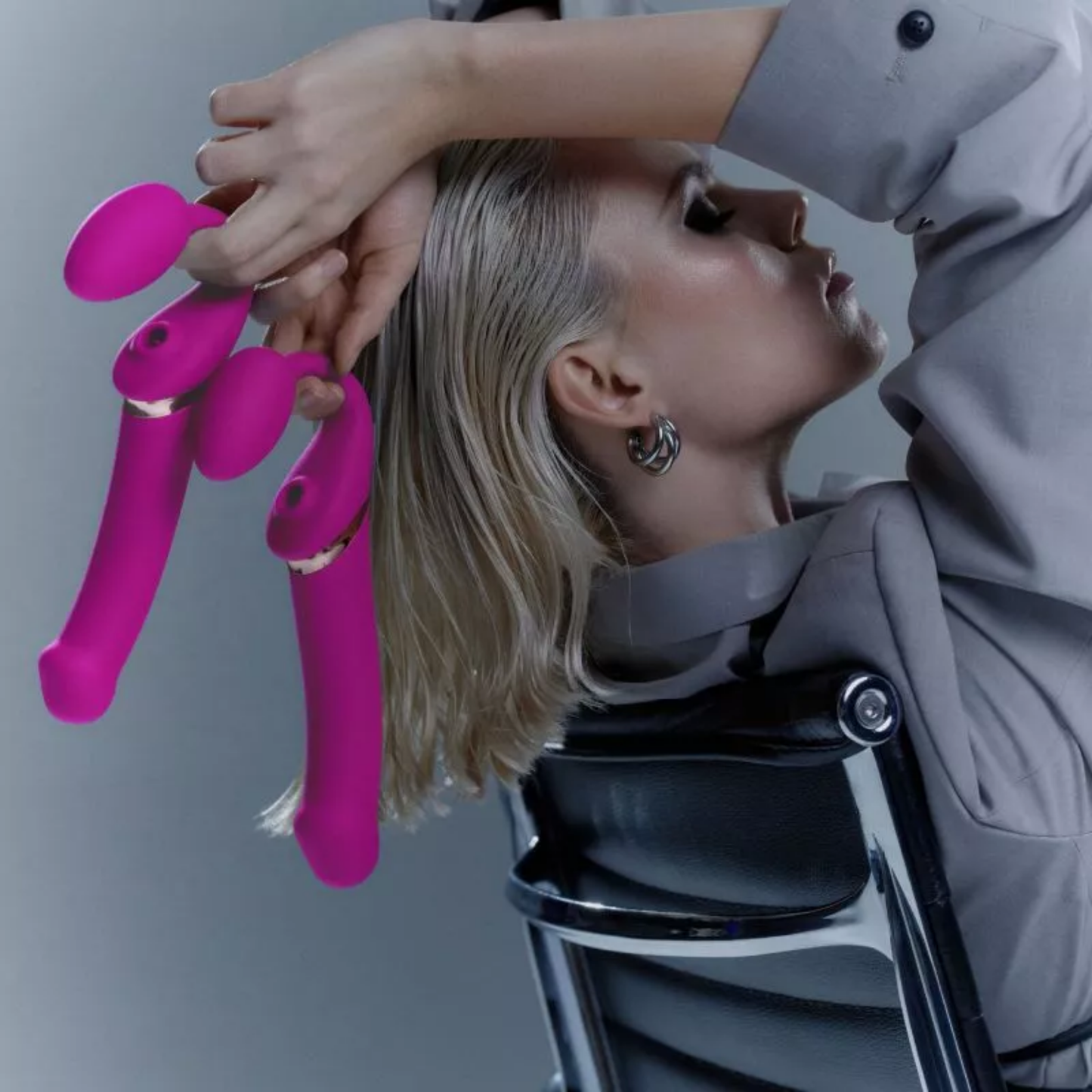 Multi-O Strapless Strap-On